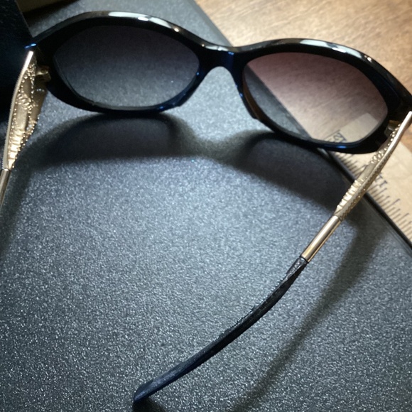 Burberry Women’s Sunglass - Picture 3 of 4